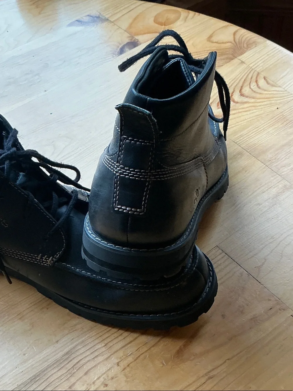 Timberland Men's Black Leather Chukka Boots Size 13W